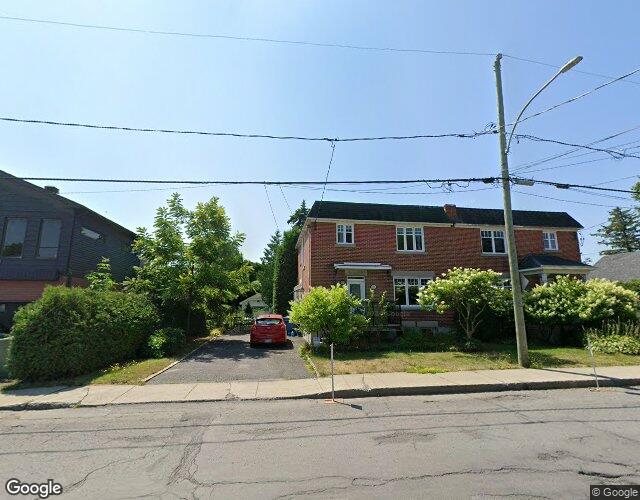 Vue Street View — Rue St-Hubert, Saint-Jean-sur-Richelieu