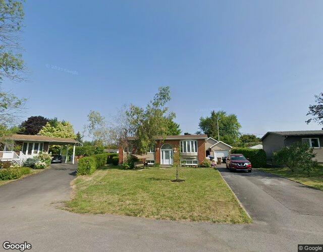 Vue Street View — Rue Dépelteau, Saint-Jean-sur-Richelieu