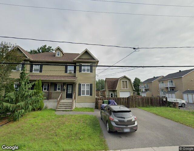 Vue Street View — Rue Racine, Farnham