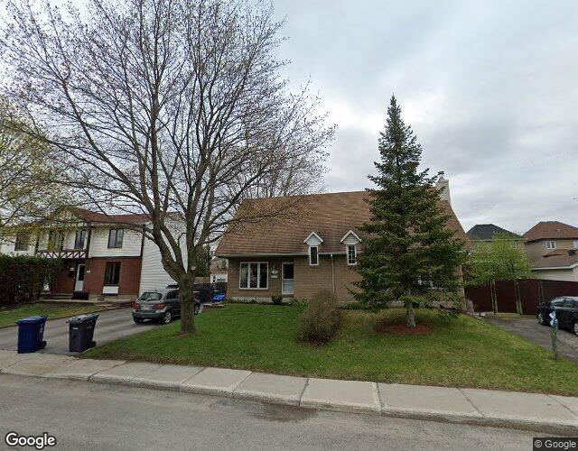 Vue Street View — Rue Jeannette, Laval