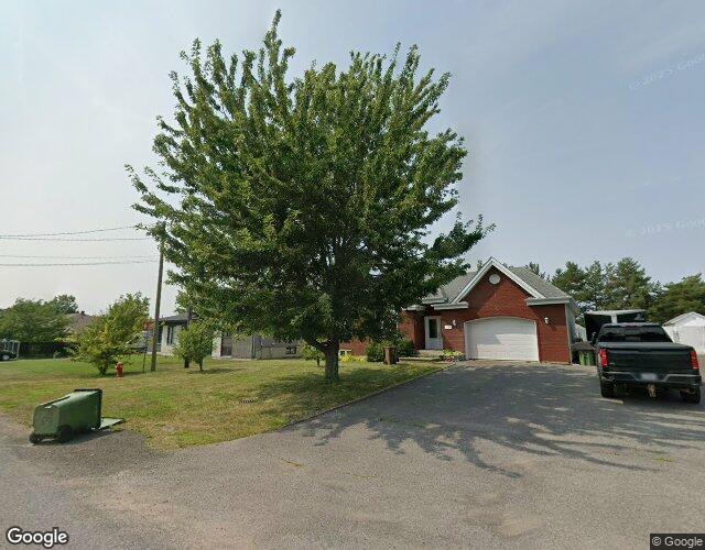 Vue Street View — Rue Châteauneuf, Saint-Jean-sur-Richelieu