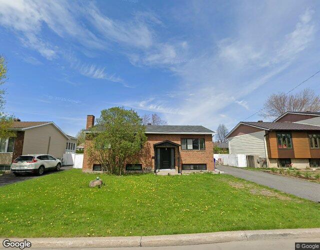 Vue Street View — Rue Quévillon, Varennes