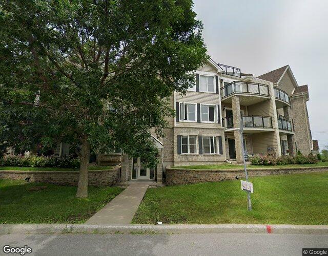 Vue Street View — Place Charles-Lemoyne, app. 2, Sainte-Catherine