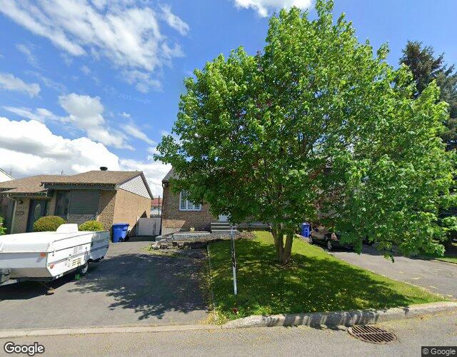 Vue Street View — Rue Lévesque, Longueuil