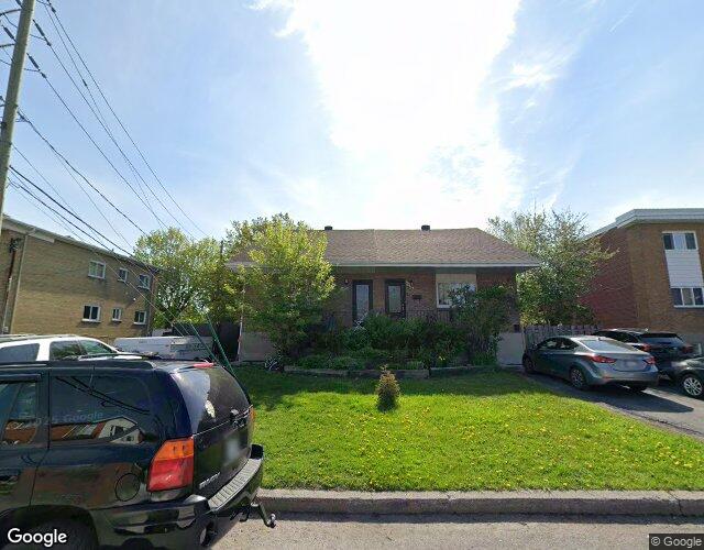 Vue Street View — Place Beaulac, Brossard