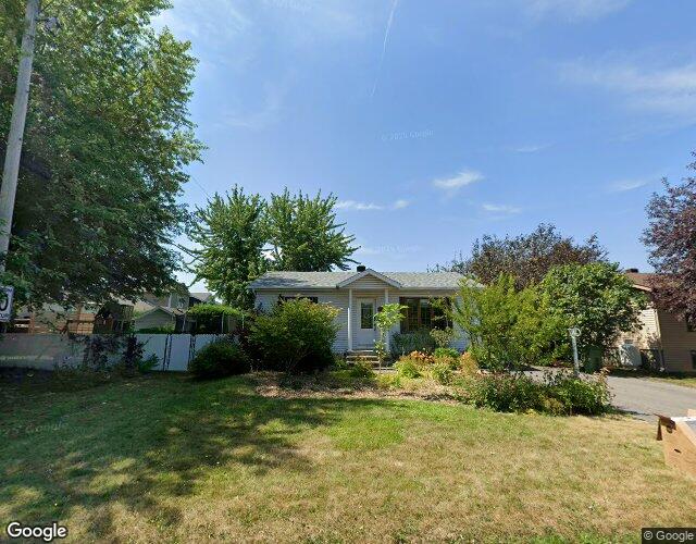 Vue Street View — Rue Monat, Saint-Jean-sur-Richelieu