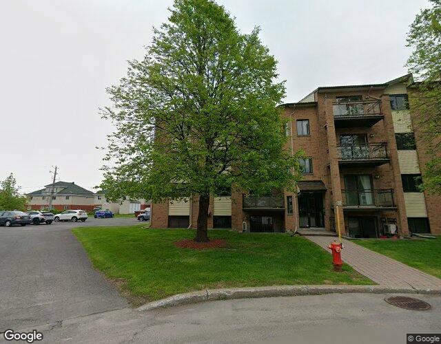 Vue Street View — Rue Lise-Charbonneau, app. 203, Longueuil