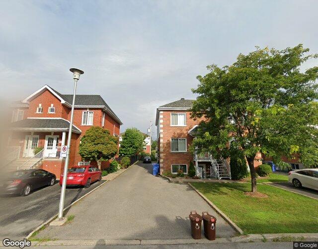 Vue Street View — Rue Gérard-Carmel, Longueuil