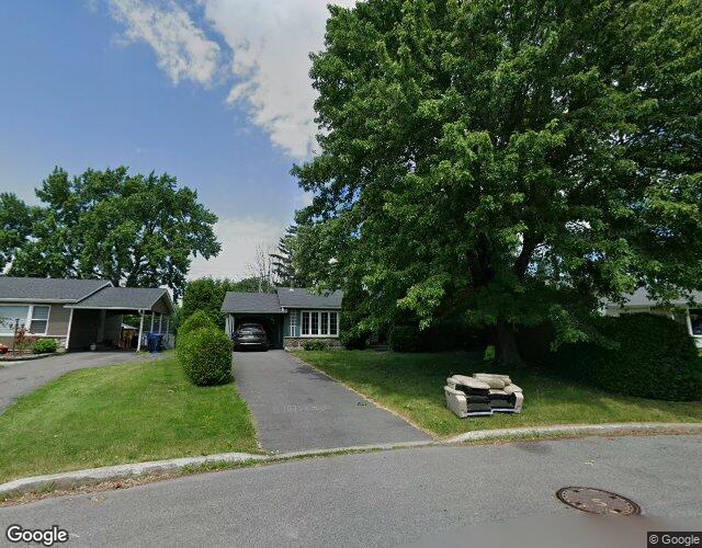 Vue Street View — Rue Baker, Chambly