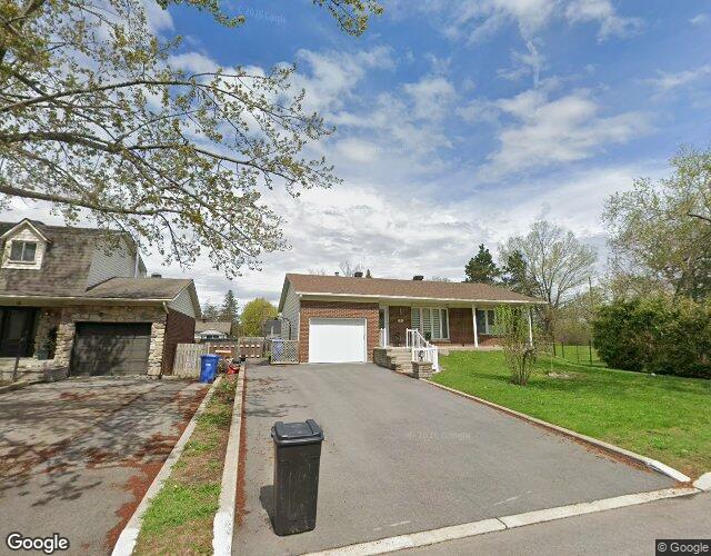 Vue Street View — Rue Bellerose, Dollard-des-Ormeaux